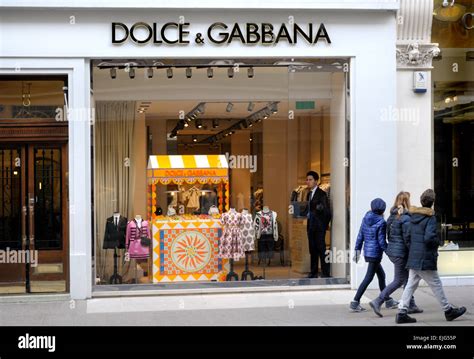 Dolce And Gabbana Outlet UK 